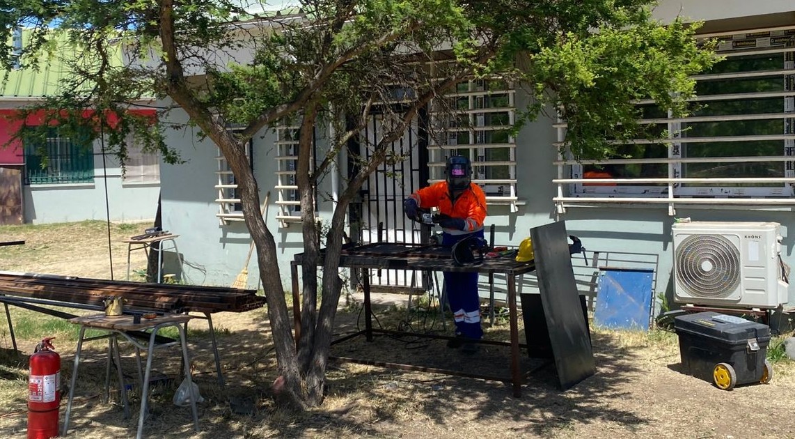 Mejoramiento del Taller Eléctrico en el Liceo Pedro Aguirre Cerda