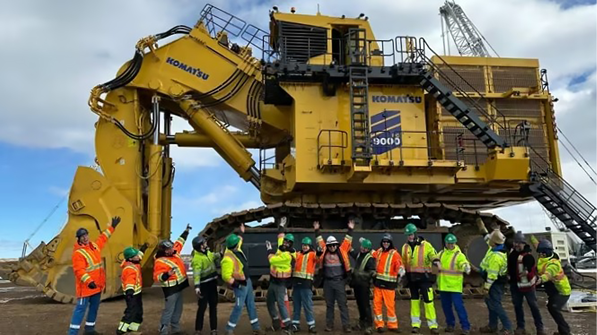 Komatsu presenta la PC9000-12: la excavadora hidráulica más grande de su portafolio
